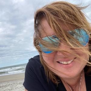 Meet your Posher, Melisa